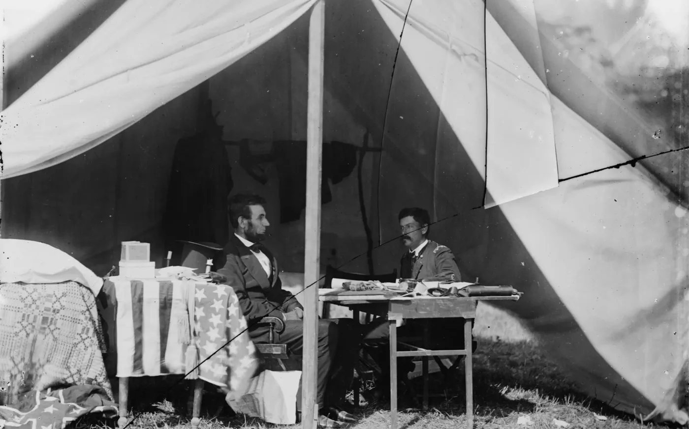 Lincoln and General George B. McClellan in McClellan’s tent at Antietam, October 3, 1862. Photograph by Alexander Gardner.